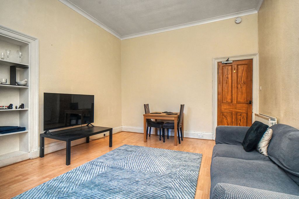 Additional image 4 of 3 bed flat for saleForrest Road, Edinburgh EH1