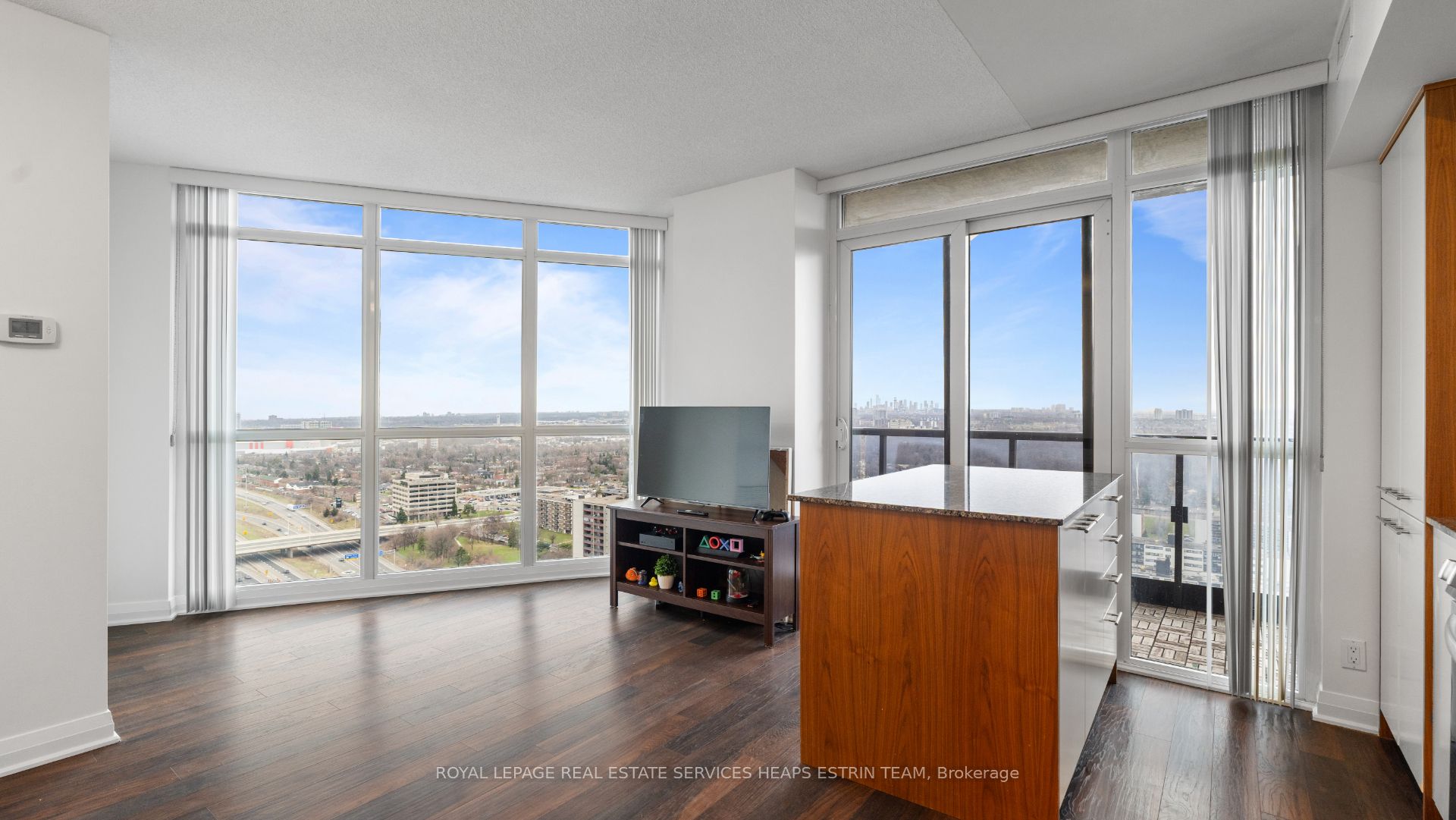 Additional image 6 of 2607-5 Valhalla Inn Road, Toronto, ON, M9B 0B1