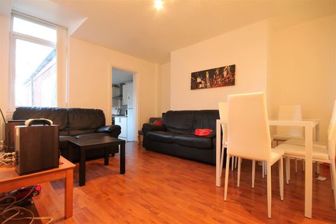 Greystoke Avenue, Sandyford NE2