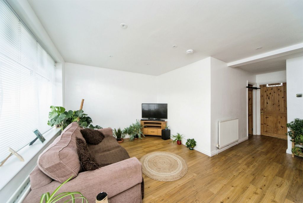 Additional image 2 of 2 bed flat for saleNinfield Road, Bexhill-On-Sea TN39