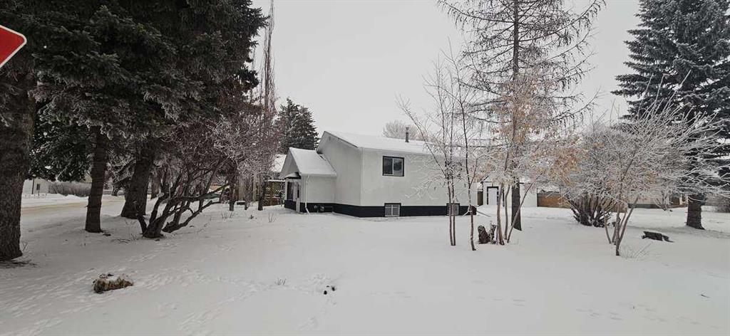 Additional image 2 of 5489 51 Avenue, Lacombe, AB, T4L 1K9