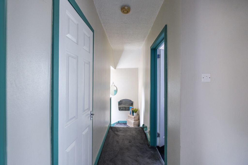 Additional image 17 of 3 bed semi-detached house for saleKipps Avenue, Airdrie ML6
