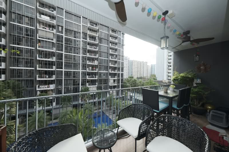 64 Sengkang Square photo 3