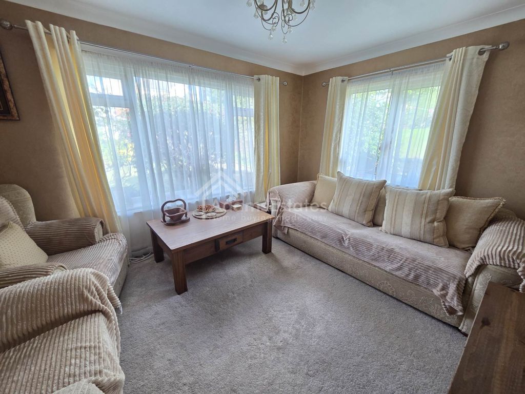Additional image 4 of 4 bed bungalow for saleSoothill Lane, Batley WF17
