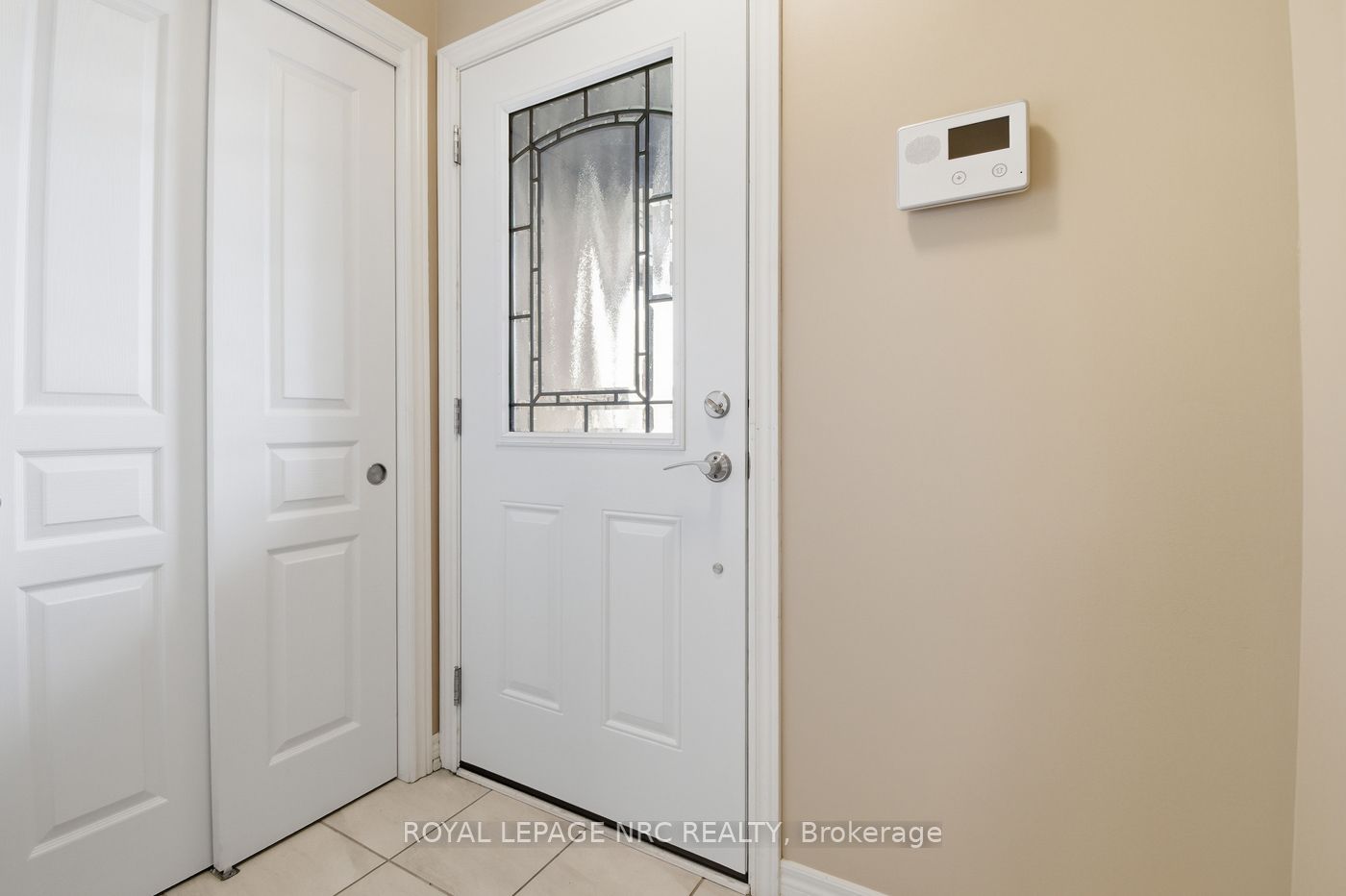 Additional image 3 of 323 Silverwood Avenue, Welland, ON, L3C 0C5