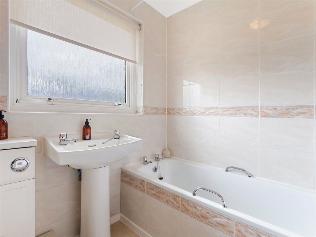 Additional image 11 of 3 bed terraced house for saleGlendale Crescent, Ayr, South Ayrshire KA7