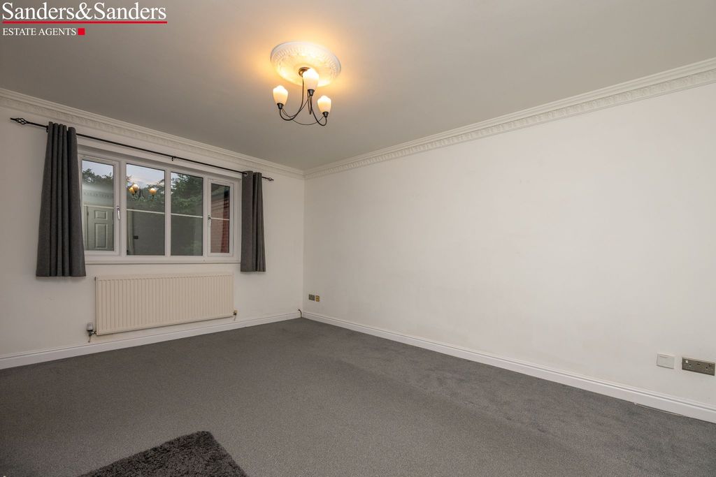 Additional image 6 of 2 bed flat for saleBryan Mews, Bidford-On-Avon, Alcester B50