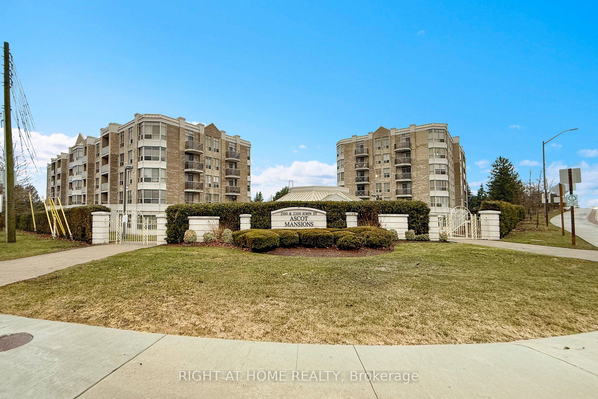 Additional image 2 of 216-2100 John Street, Markham, ON, L3T 7S6