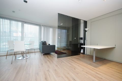 Bezier Apartments 91 City Road, London EC1Y, Studio to rent