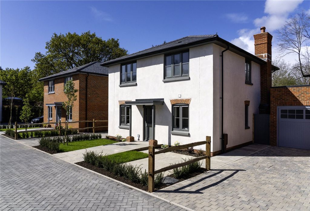 3 bed detached house for saleMillwood, Emsworth, West Sussex PO10