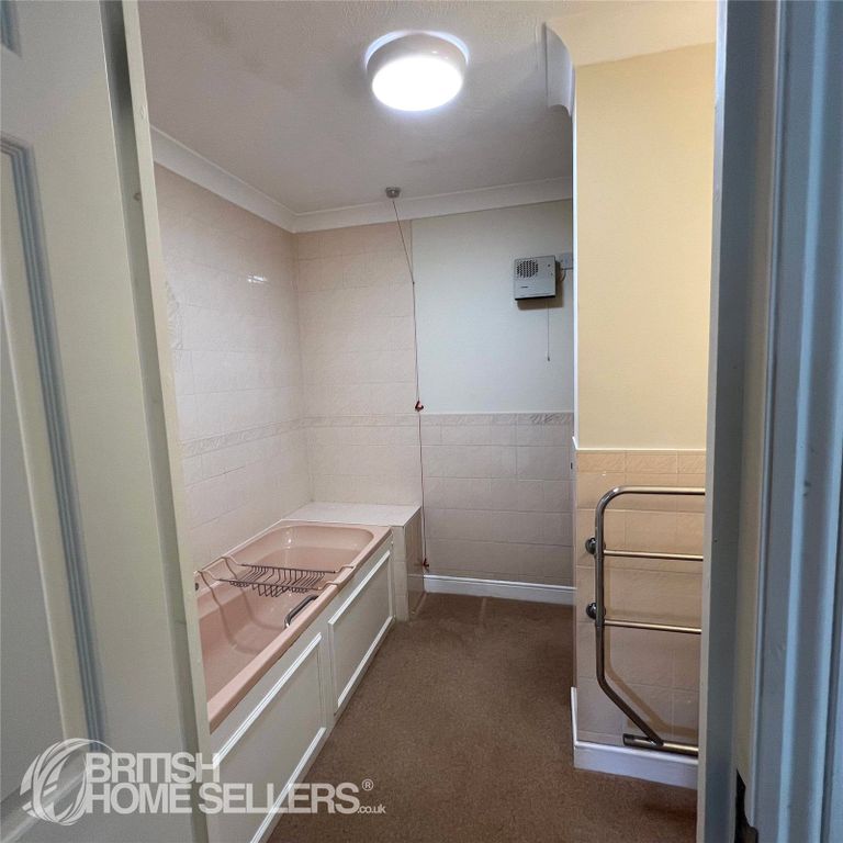Additional image 14 of 2 bed flat for saleQueen Street, Arundel', West Sussex BN18