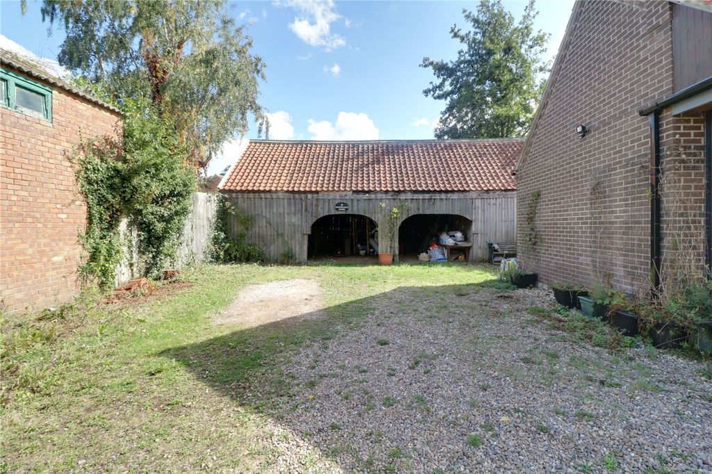 Additional image 3 of 4 bed detached house for saleSouth Street, Barnetby DN38