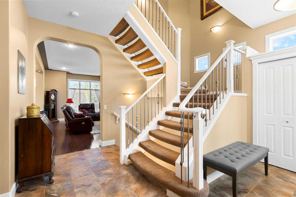 Additional image 3 of 117 Kingsland Court SE, Airdrie, AB, T4A 0E5