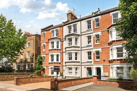 Kennington Park Place, London SE11