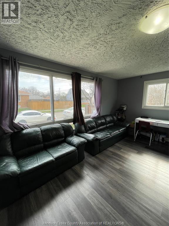 Additional image 5 of 1095 Partington , Windsor, ON, N9B2P1