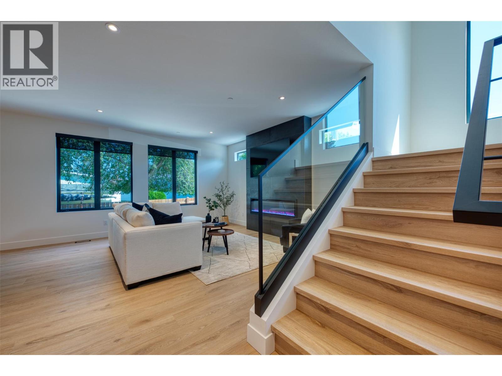 Additional image 4 of 4-3010 Holland Road, Kelowna, BC, V1W3P8