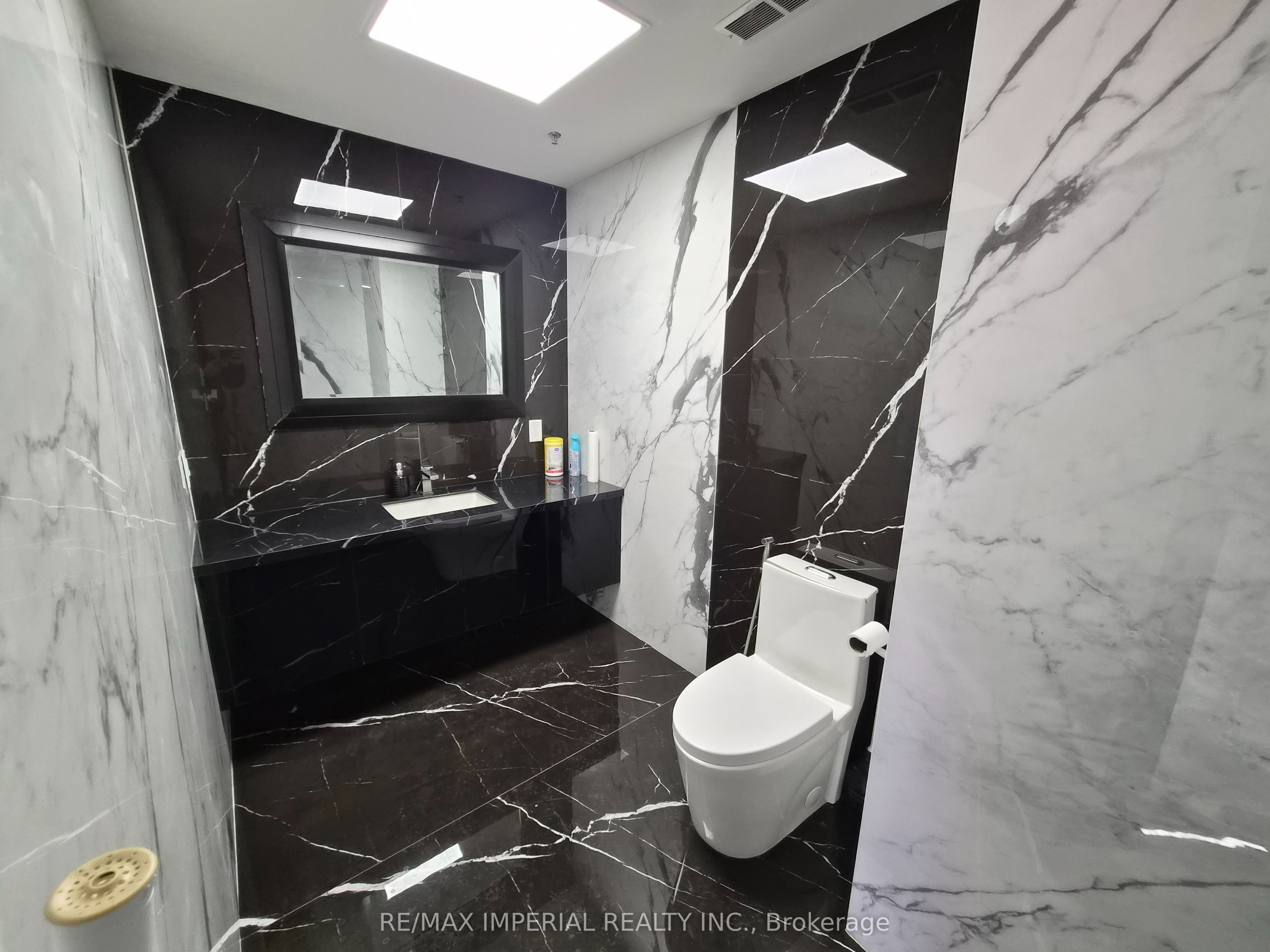 Additional image 5 of 10376 Yonge Street, Richmond Hill, ON, L4C 3B8