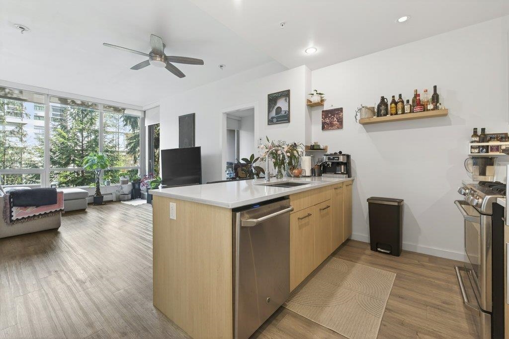 Additional image 6 of 210-9080 University Crescent, Burnaby, BC, V5A 0B7