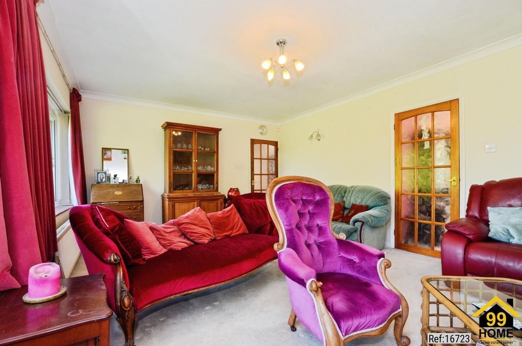Additional image 3 of 5 bed detached house for saleTower Close, Berkhamsted, Hertfordshire HP4