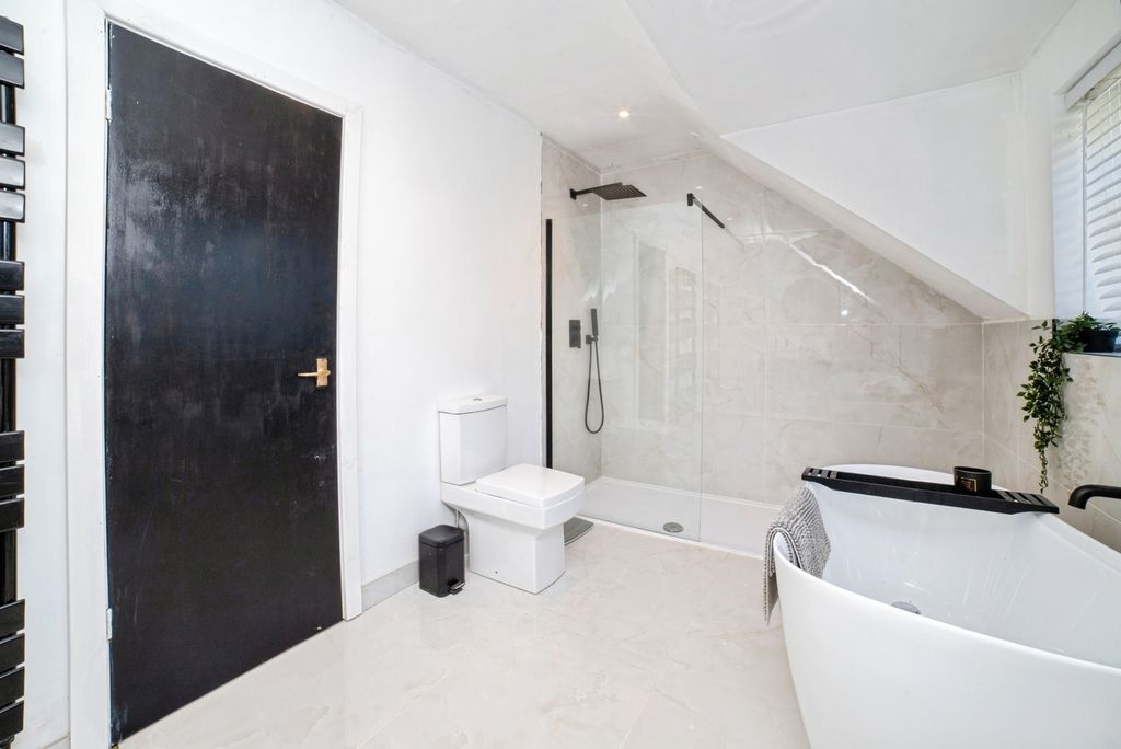 Additional image 19 of 5 bed detached house for saleWingfield Road, Alfreton, Derbyshire DE55