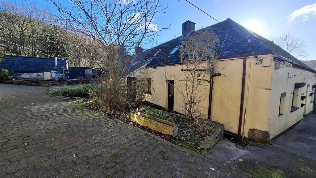 Additional image 18 of 9 bed cottage for saleCentral Avenue, Newbridge, Newport NP11