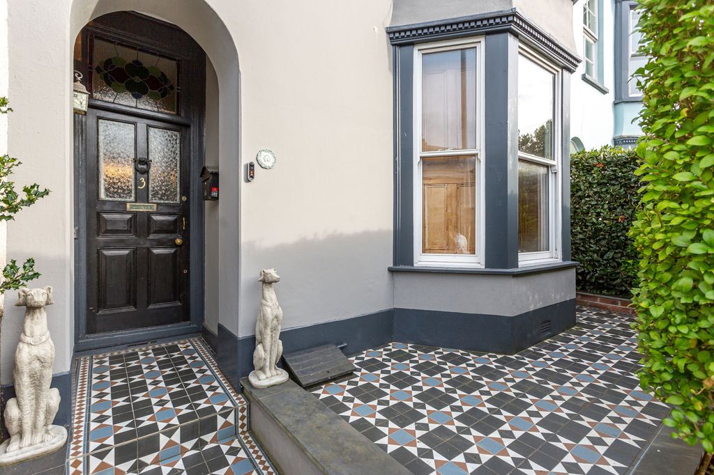 Additional image 39 of 5 bed terraced house for saleSouth Street, Newport, Barnstaple, North Devon EX32