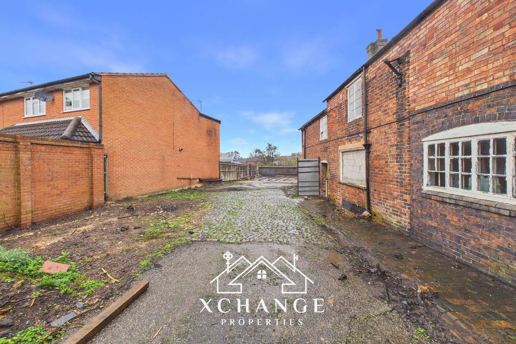 Additional image 15 of 7 bed detached house for saleColeshill Road, Atherstone CV9