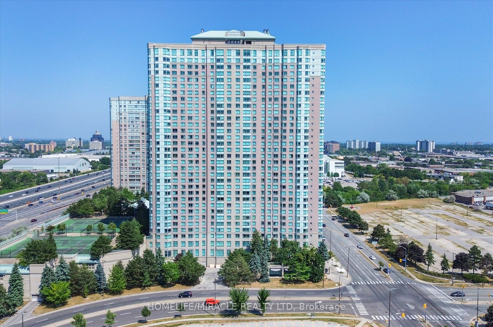 3521-68 Corporate Drive, Toronto, ON, M1H 3H3