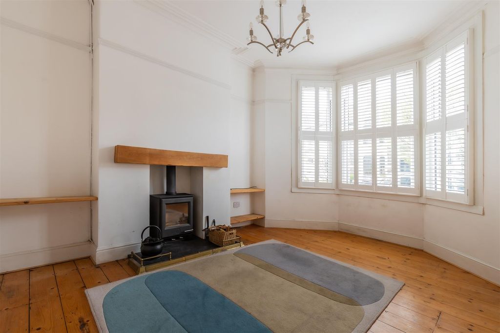 Additional image 2 of 3 bed property for saleHamilton Street, Pontcanna, Cardiff CF11