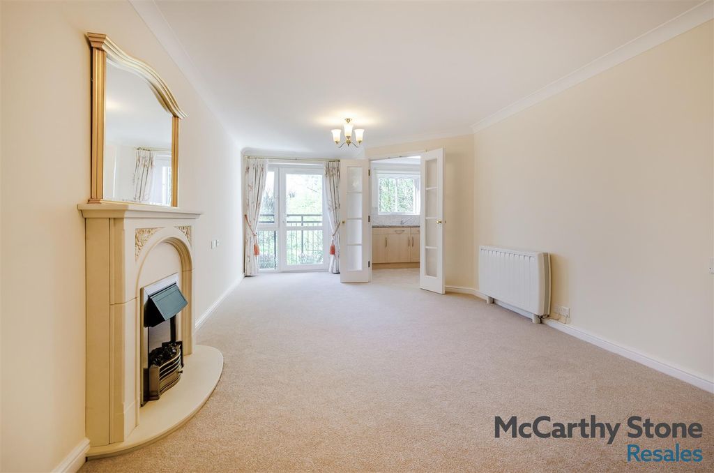 Additional image 3 of 1 bed flat for saleSt Rumbolds Court, Buckingham Road, Brackley NN13