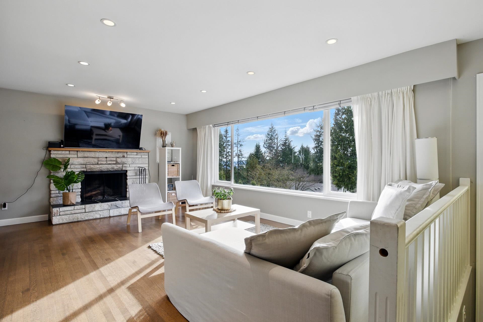 4938 Redonda Drive, North Vancouver, BC, V7R 3J9