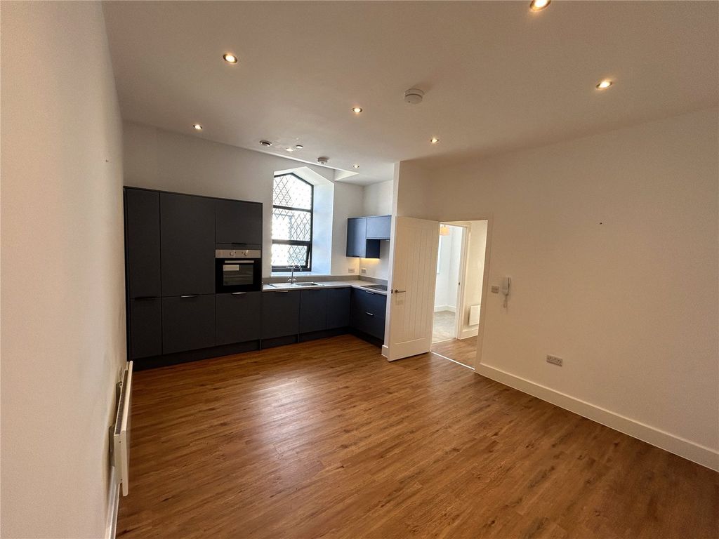 Additional image 7 of 2 bed flat for saleThe Trinity, Woodland Road West, Colwyn Bay, Conwy LL29