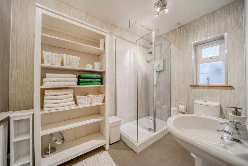 Additional image 18 of 5 bed detached house for saleThe Little House, Pier Road, Rhu G84