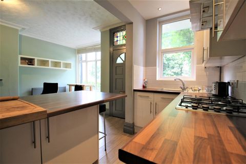 Knowle Avenue, Burley, Leeds, West Yorkshire LS4