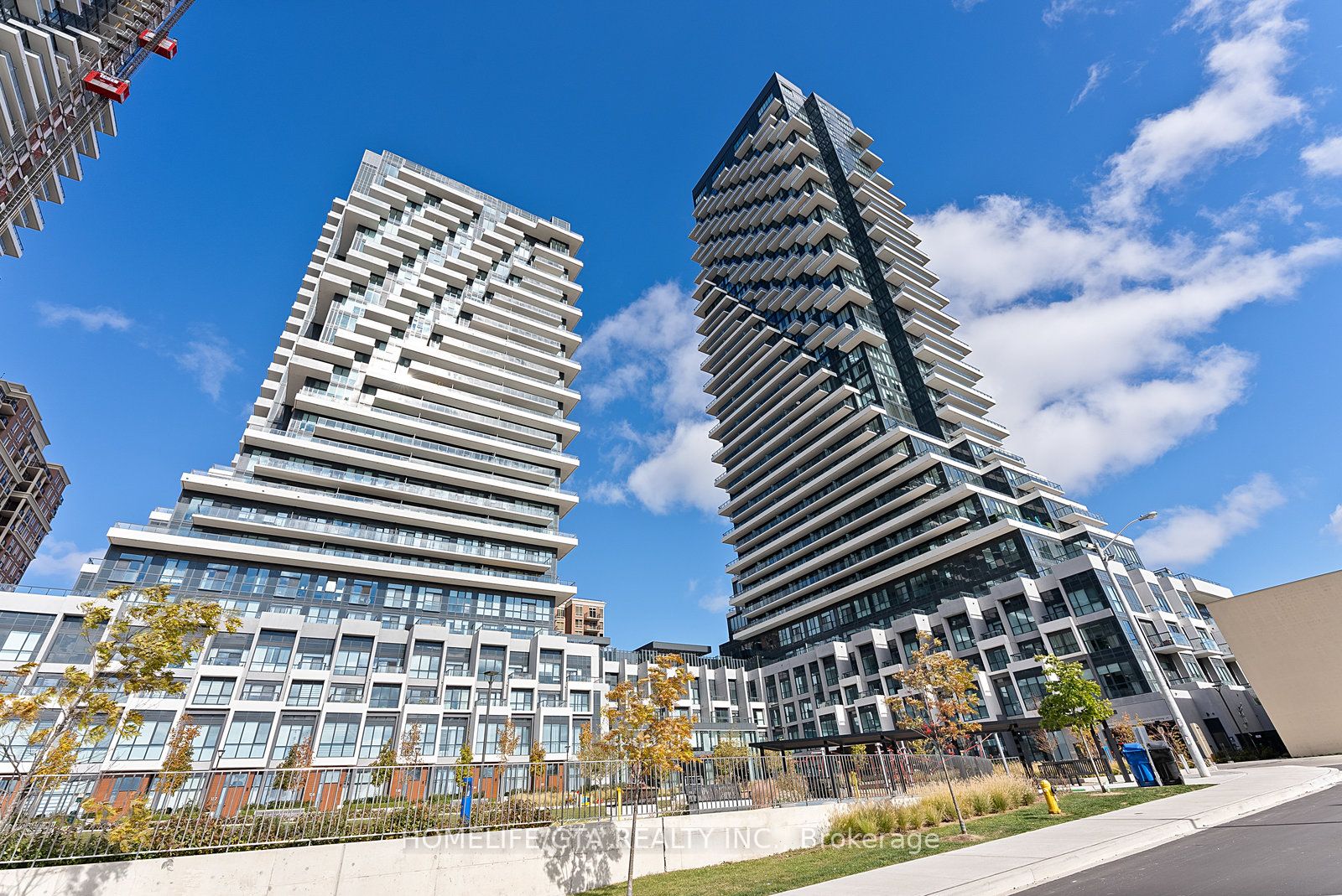 Additional image 2 of 938-20 Inn On The Park Drive, Toronto, ON, M3C 0P8