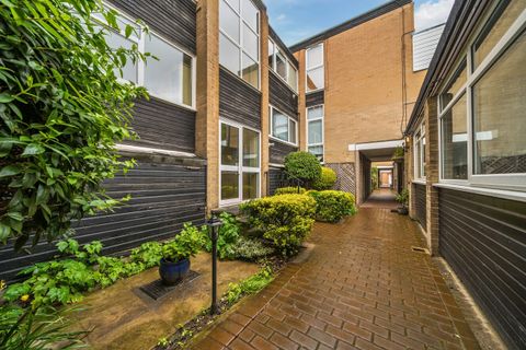 Willow Grove, Chislehurst, Kent BR7