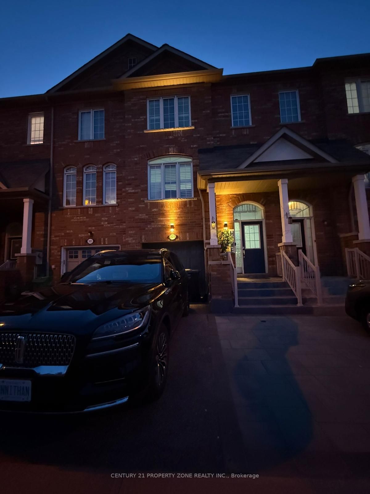 321 Aspendale Crescent, Mississauga, ON, L5W 0E7