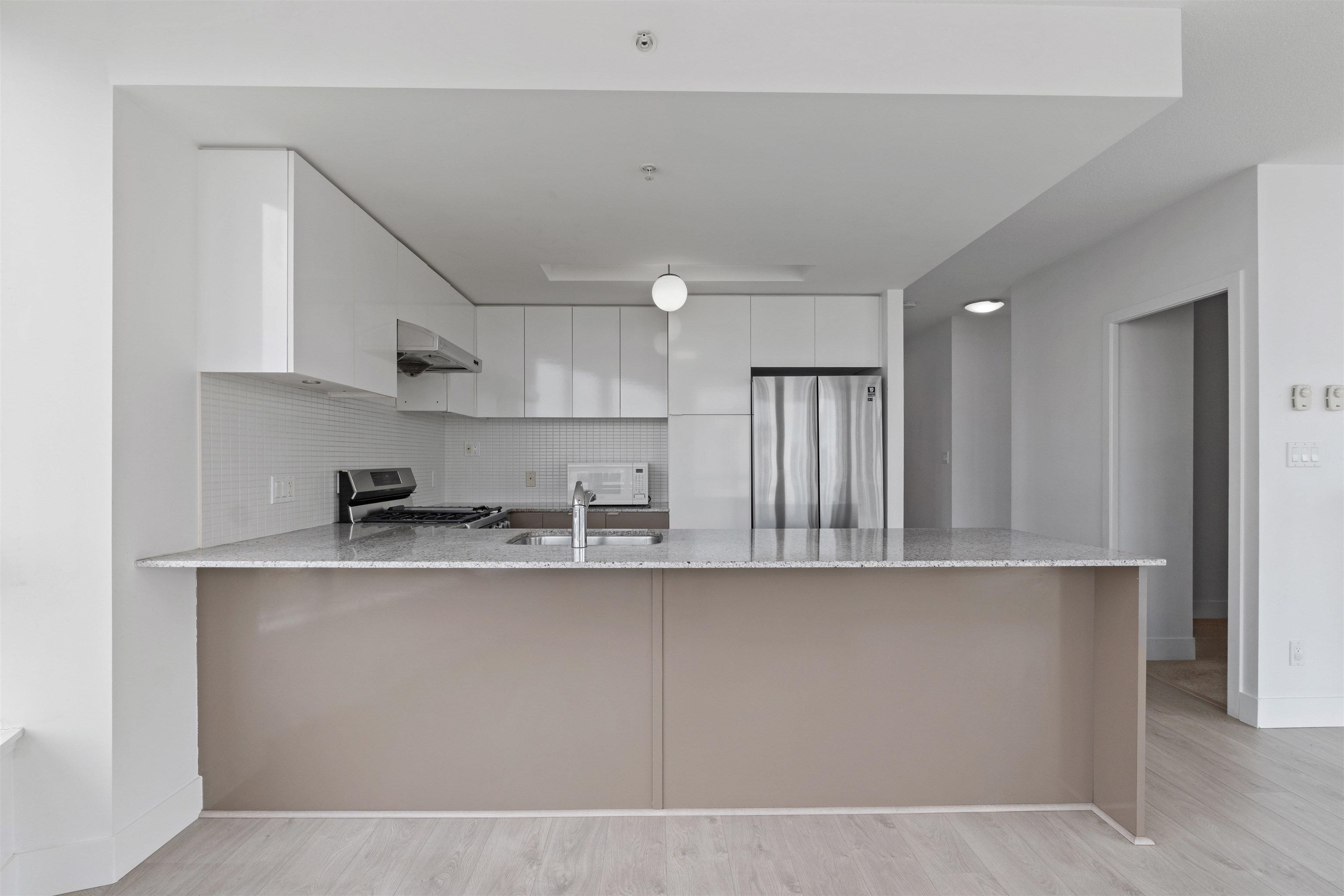 Additional image 4 of 1602-4808 Hazel Street, Burnaby, BC, V5H 0A2