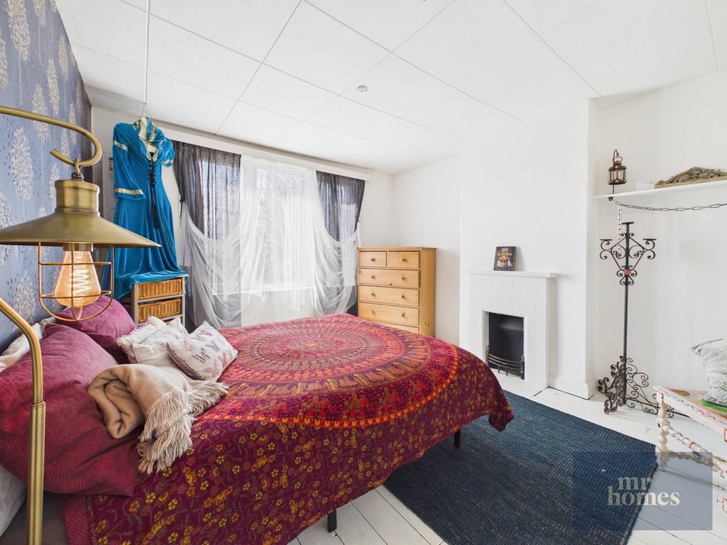 Additional image 5 of 4 bed semi-detached house for saleManor Way, Whitchurch, Cardiff CF14