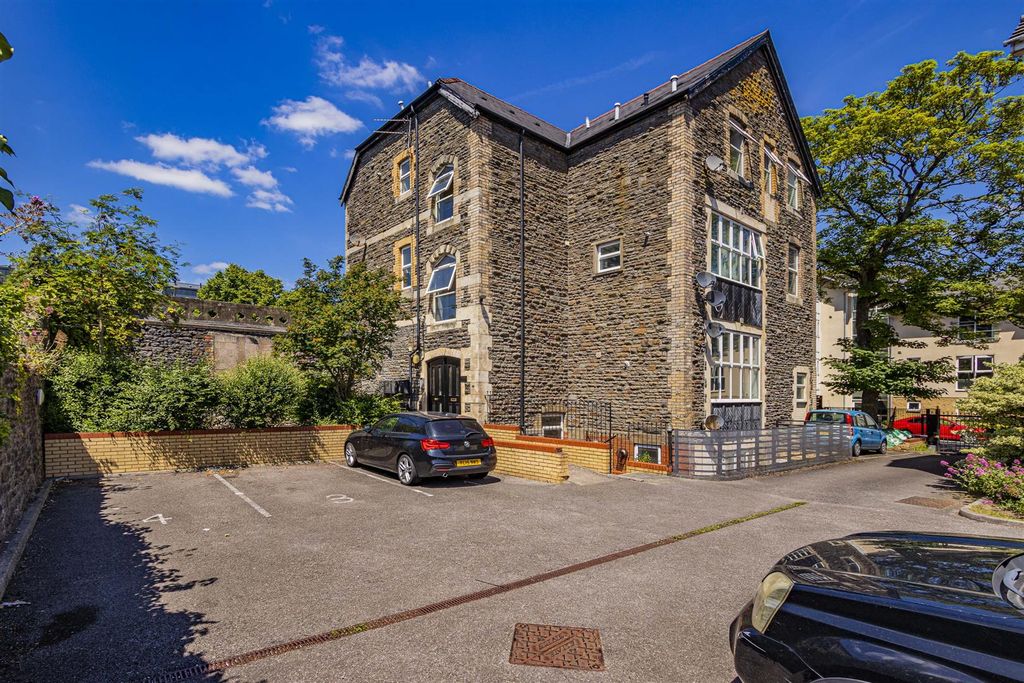 Additional image 12 of 2 bed flat for saleBriartree Manor, Roath CF24