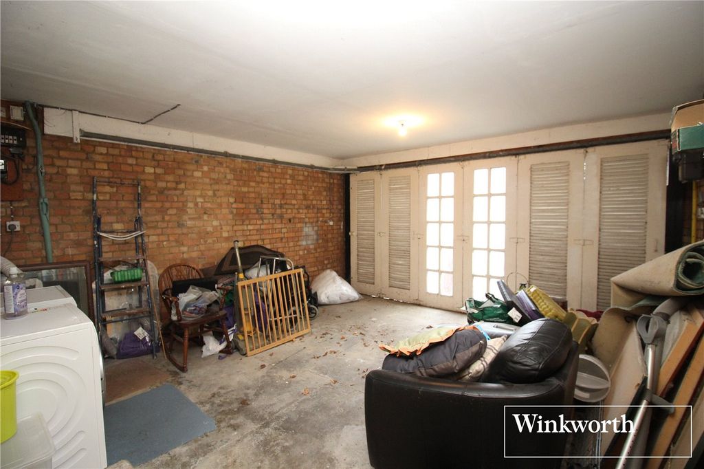 Additional image 8 of 4 bed end terrace house for saleHartfield Avenue, Elstree, Borehamwood, Hertfordshire WD6
