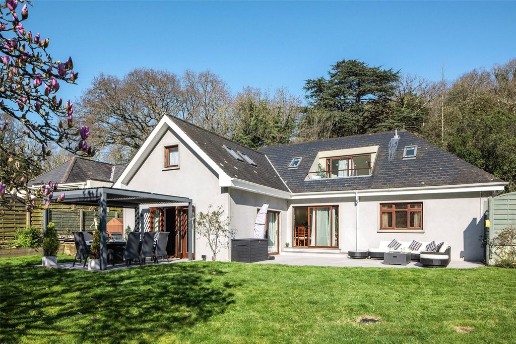 4 bed detached house for saleLe Chemin Des Pietons, Le Mont Les Vaux, St. Brelade, Jersey JE3