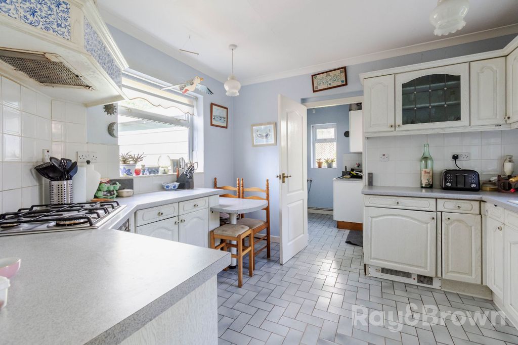 Additional image 20 of 3 bed detached house for saleThe Close, Cardiff CF14