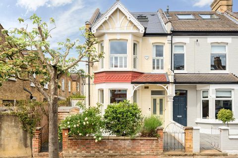 Clonmore Street, Southfields, London SW18