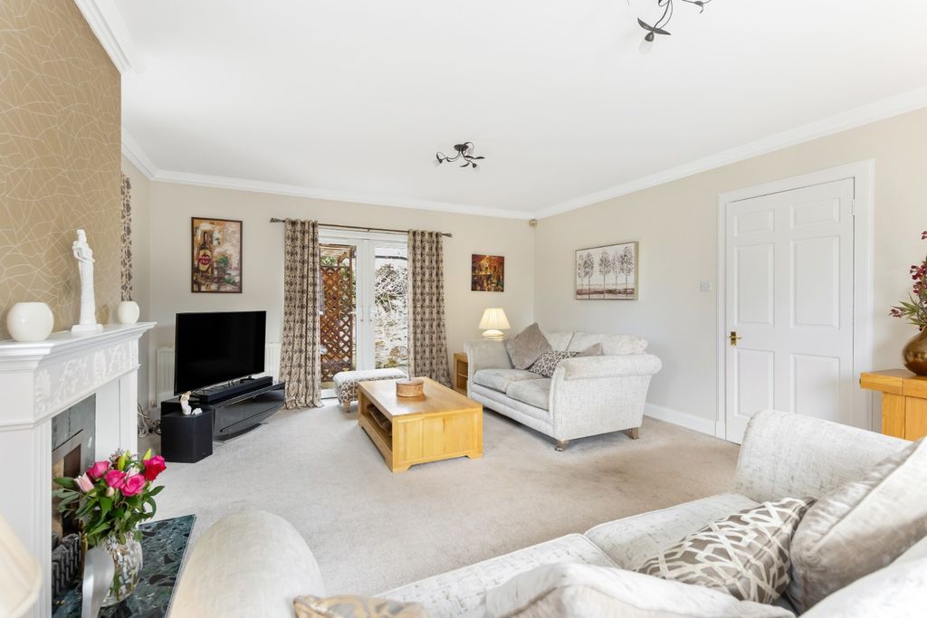 Additional image 3 of 4 bed detached bungalow for sale8 Viewbank View, Bonnyrigg, Midlothian EH19