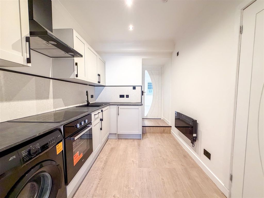 Additional image 7 of 1 bed flat for saleMain Street, Carnwath, Lanark ML11