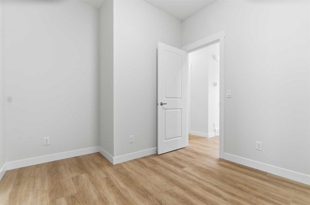 Additional image 6 of 358 Corner Glen Way NE, Calgary, AB, T3N 2P1