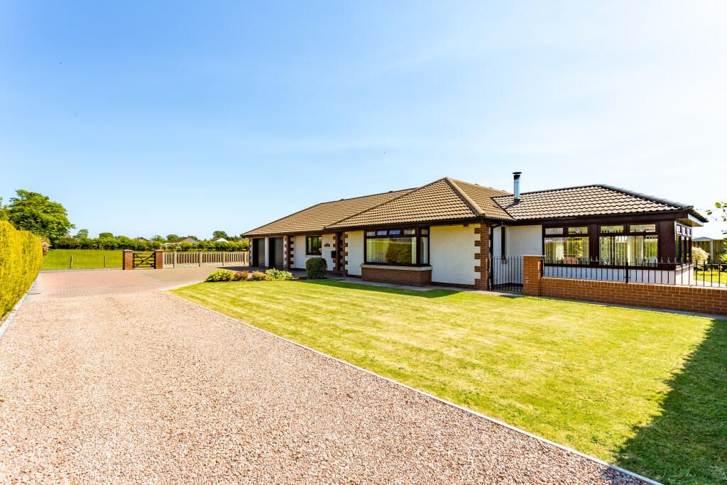 Additional image 2 of 3 bed detached bungalow for saleCalverley Place, Eastriggs DG12