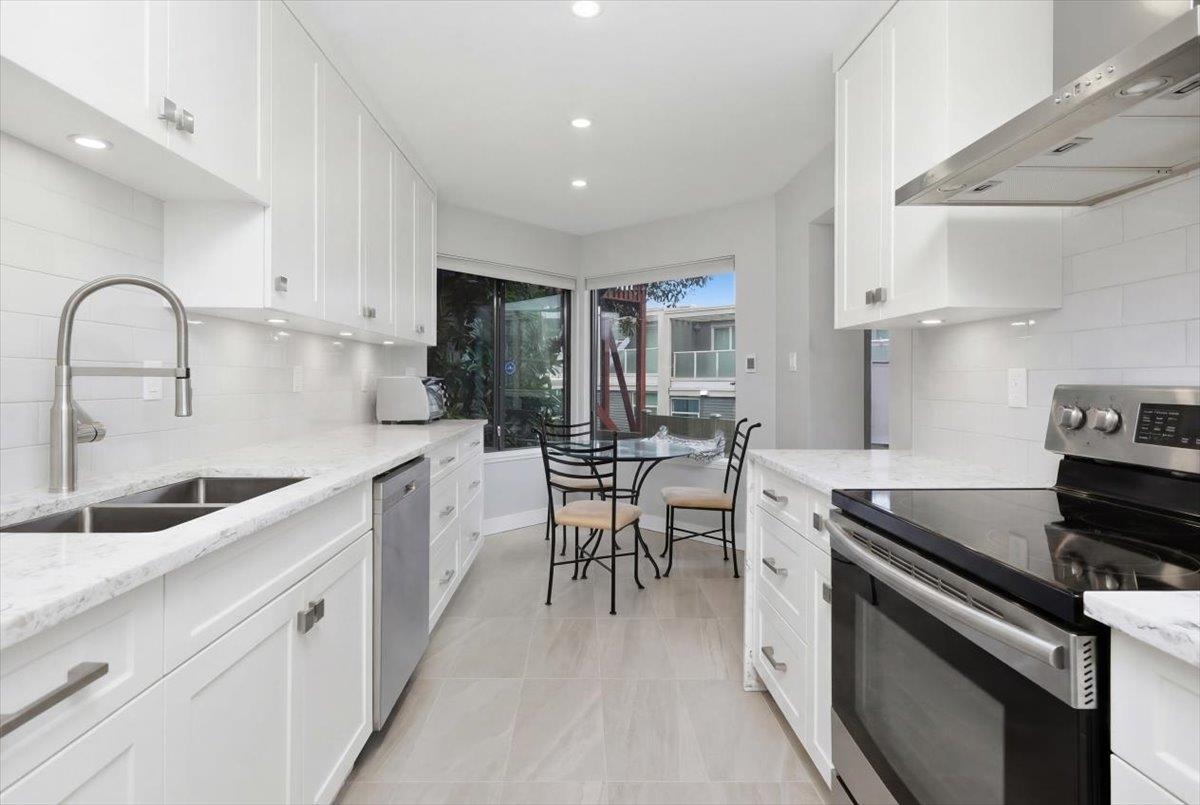 Additional image 3 of 101-1005 7th Avenue W, Vancouver, BC, V6H 1B2