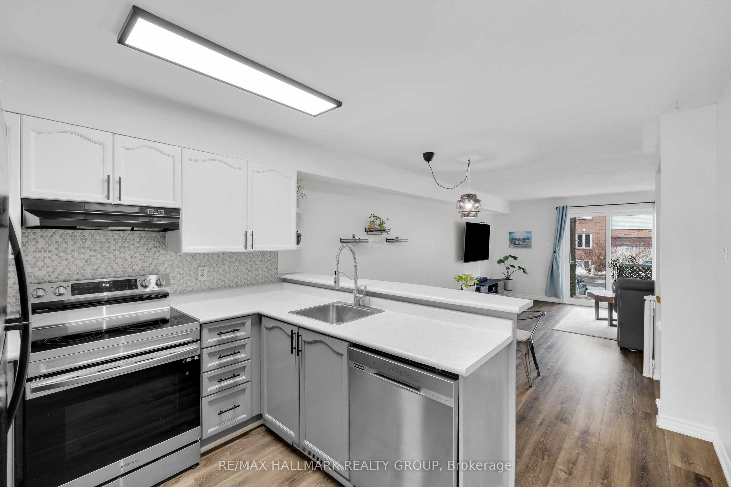 Additional image 6 of 1344 Guthrie Street, Ottawa, ON, K2H 1G8
